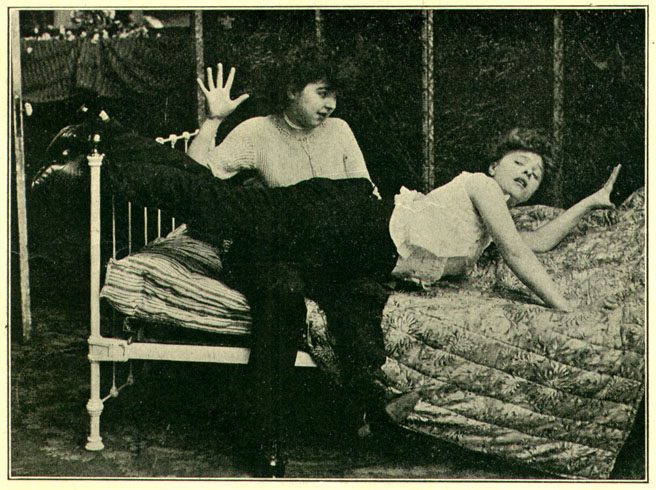 Bifurcation-1917-spank